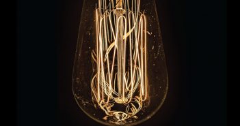 CD Review - Transient Canvas, Wired, Amy Advocat, Matt Sharrock